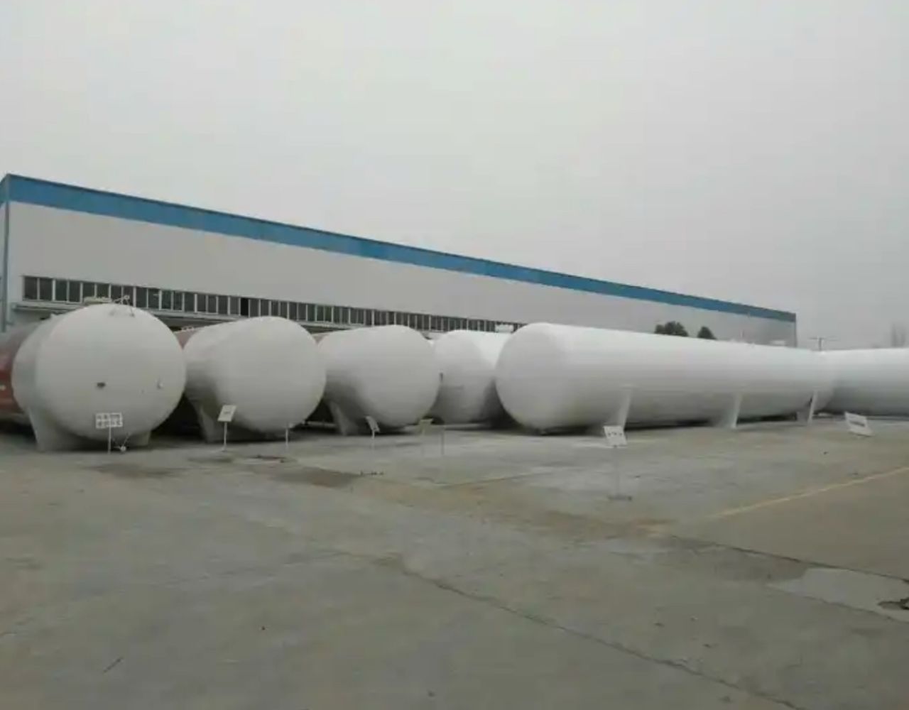 10000-gallon-propane-tank-for-sale-.jpeg